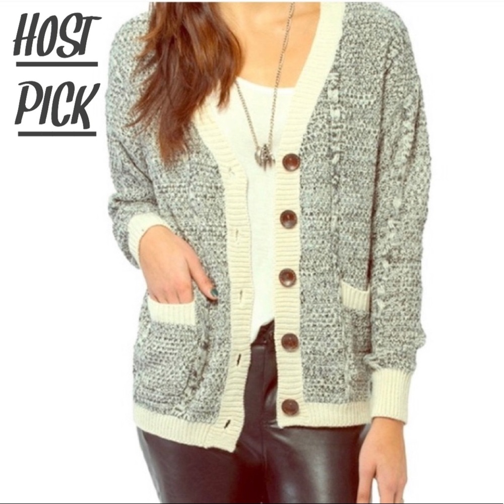 CABLE KNIT CARDIGAN